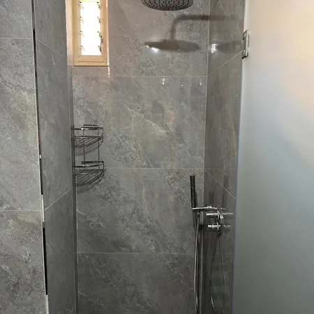 Sea View Apartment *